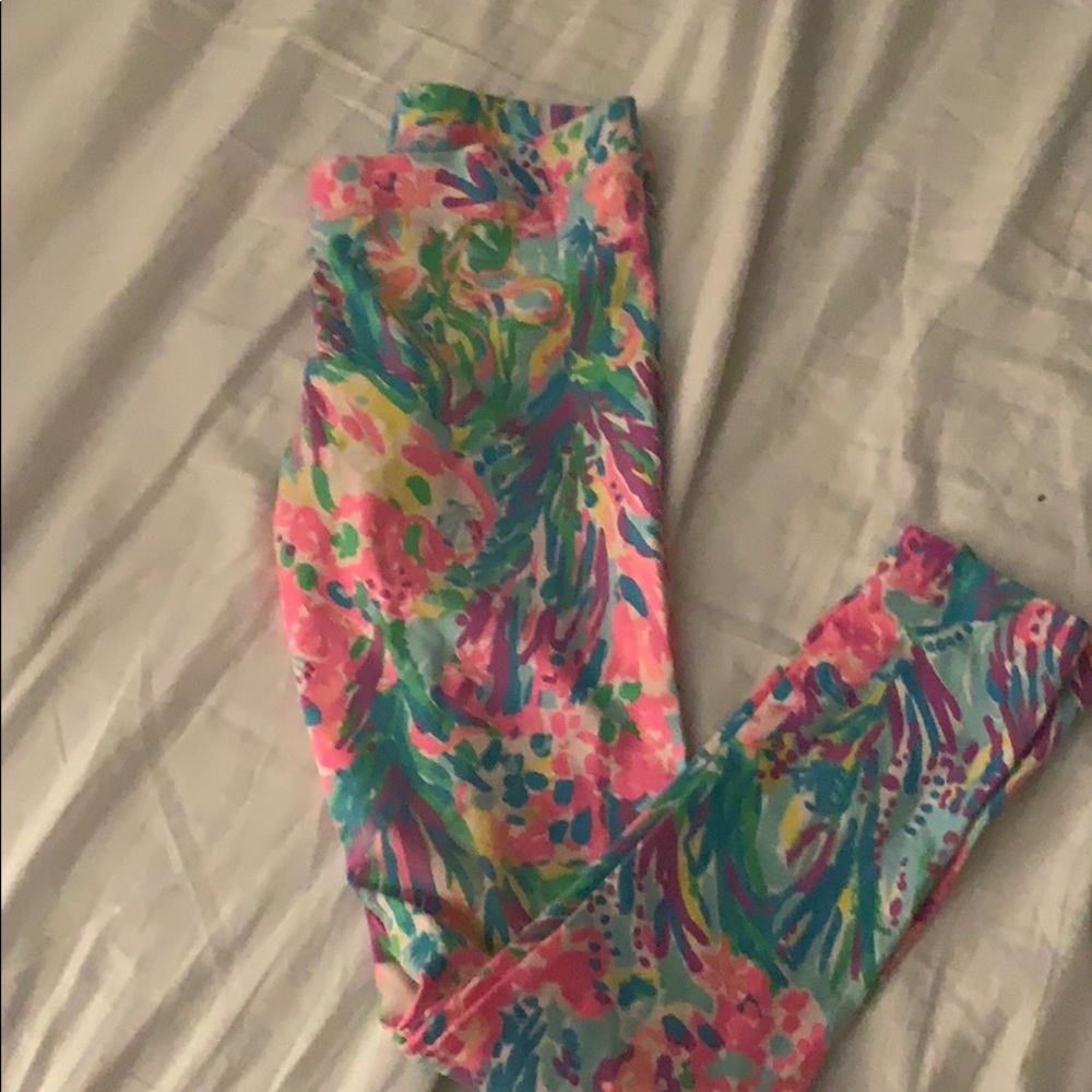 Little Lilly leggings size large